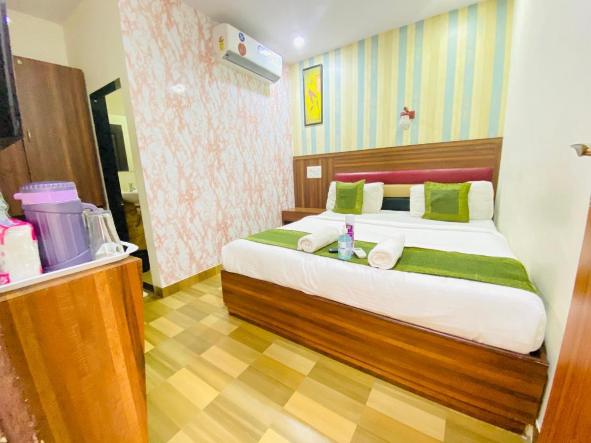 Airport Inn Residency ムンバイ エクステリア 写真