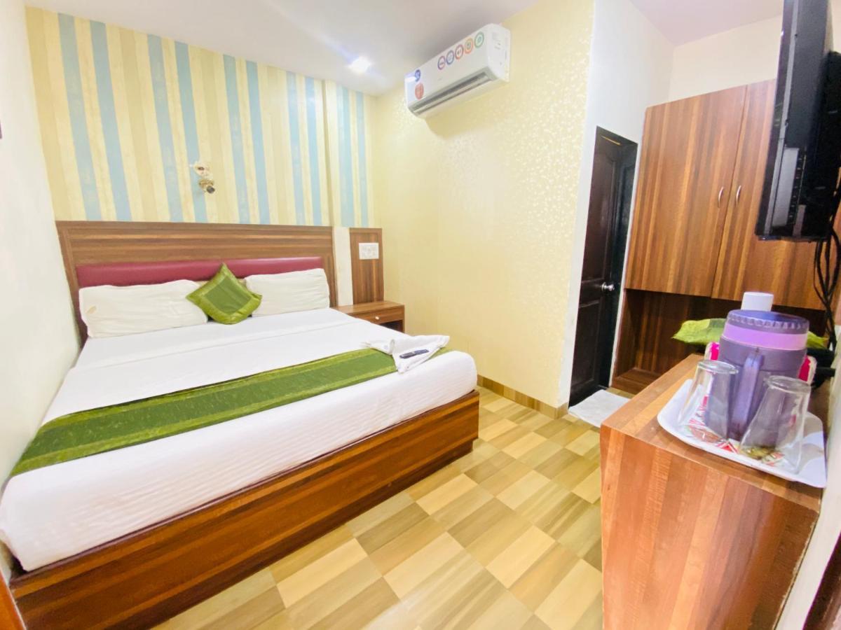 Airport Inn Residency ムンバイ エクステリア 写真