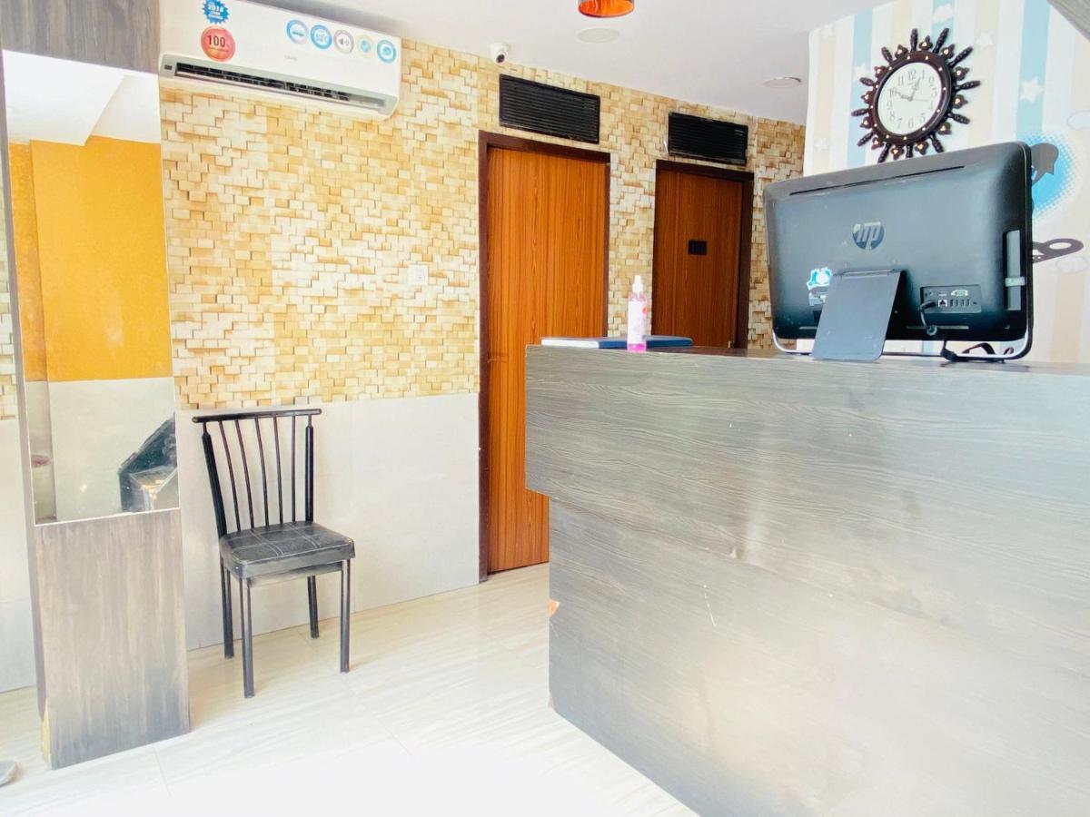 Airport Inn Residency ムンバイ エクステリア 写真