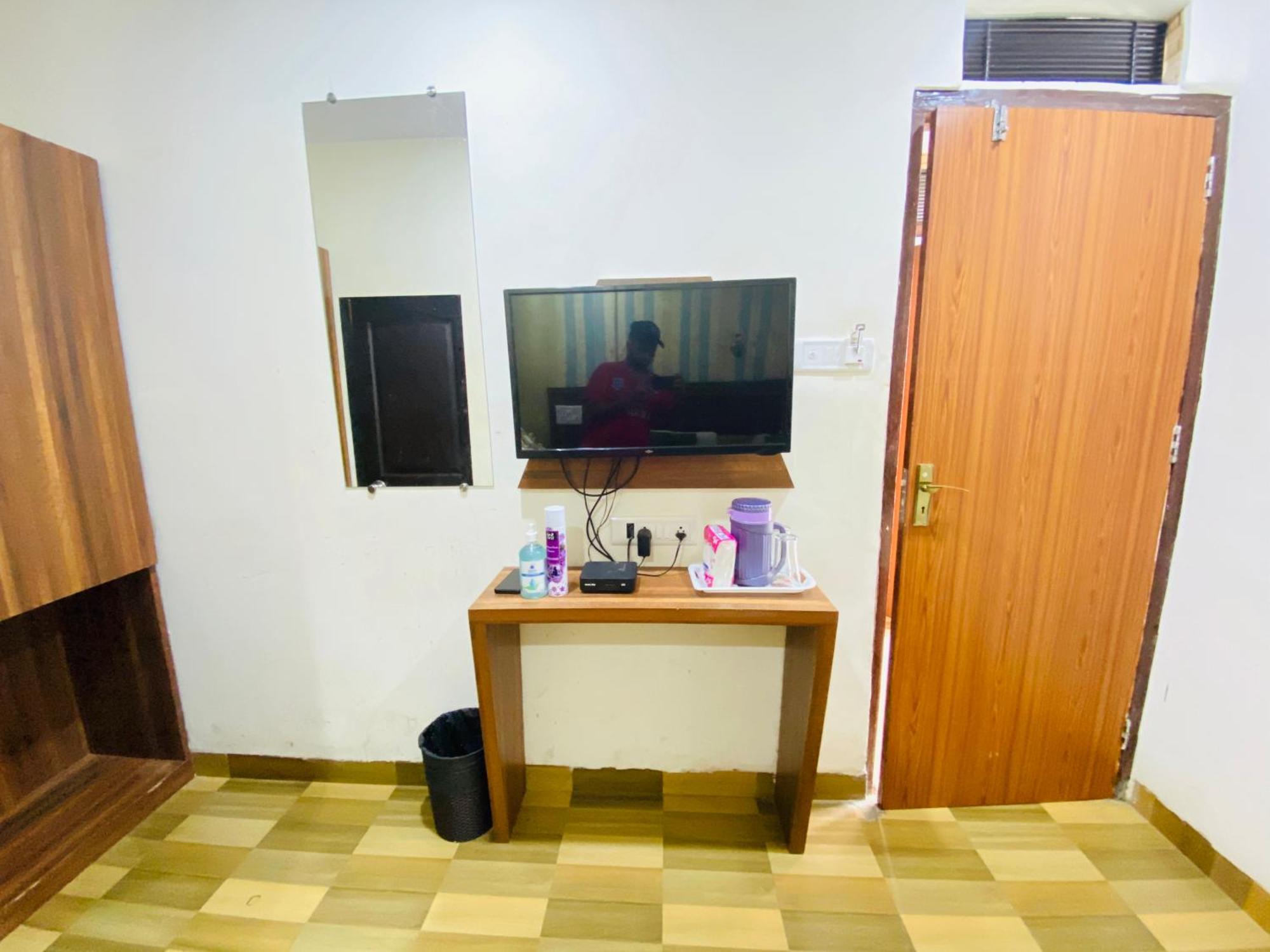 Airport Inn Residency ムンバイ エクステリア 写真