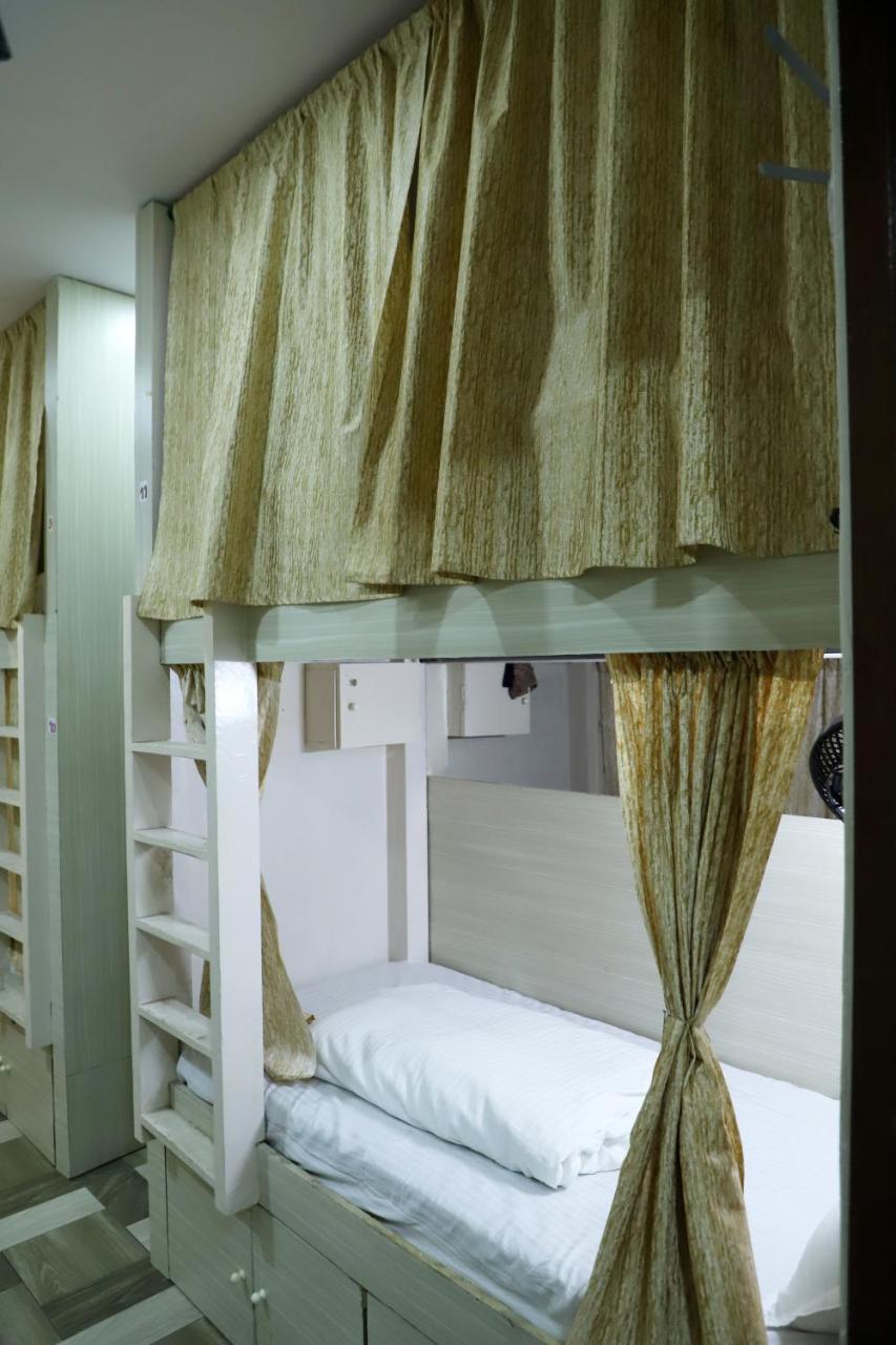 Airport Inn Residency ムンバイ エクステリア 写真